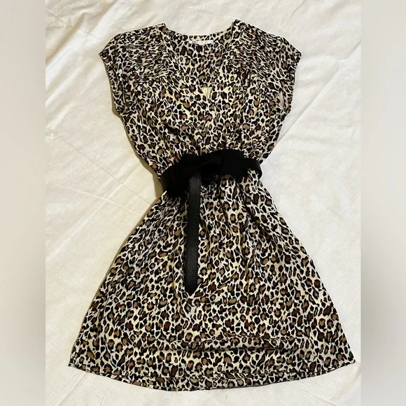 ‼️LAST CHANCE‼️🎉HP🎉 ✨NWOT✨DR2 Leopard Print Short Sleeve Dress w Pockets | Small - Picture 4 of 8